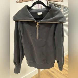 Varley half zip sweatshirt